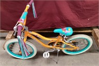 Nice Child’s Schwinn Bicycle