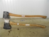 2 – Single-poll felling axes, G+-Vg: “Keen