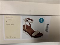 WOMENS SHOES SIZE 8 (OPEN BOX, NEW)