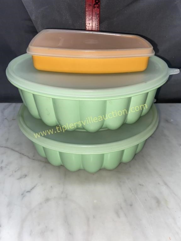 Tupperware molds and small orange piece