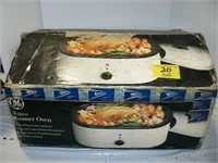 GE 18-QT ROASTER OVEN (USED IN BOX)