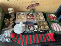 Assorted lot of Christmas Items