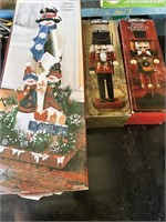 Two Nutcrackers & Snowman Decoration