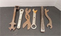 8 1/2 bit, vintage metal ratchet, buggy wrench,