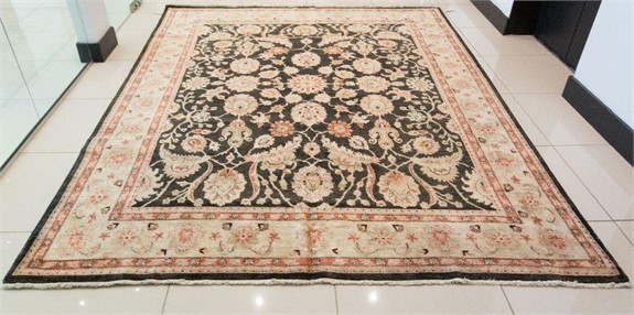 Unlimited Luxury Rug Auction 17