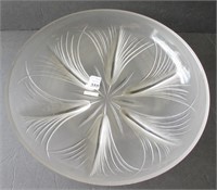 Beautiful Verlys Art Glass Frosted Bowl
