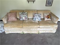 Thomasville Couch with cover- 28”x85”x32