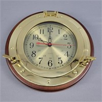 Bey-berk Quartz Brass / Wood Porthole Clock