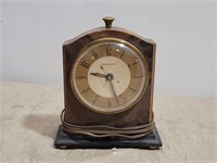 Vintage  Clock  needs love  untested