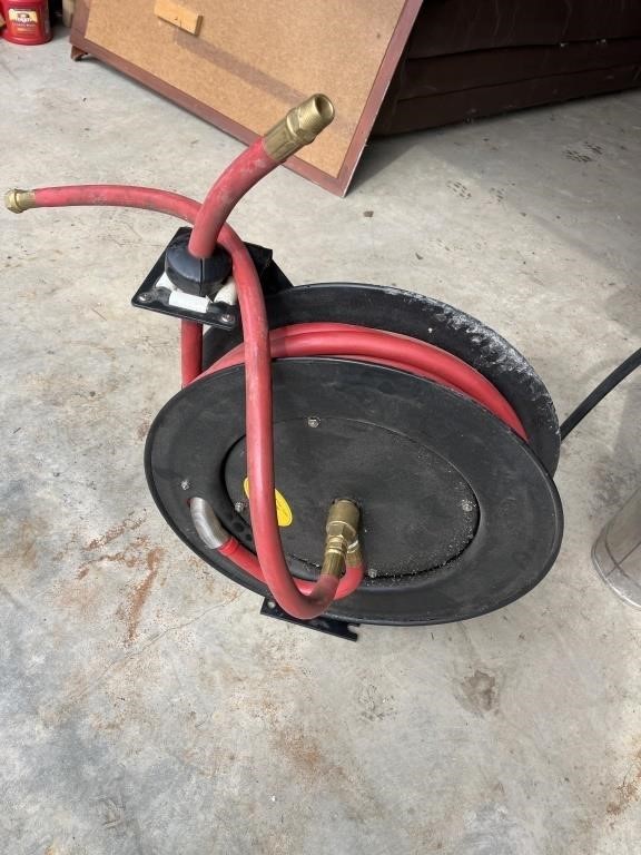 hose reel with half inch red hose