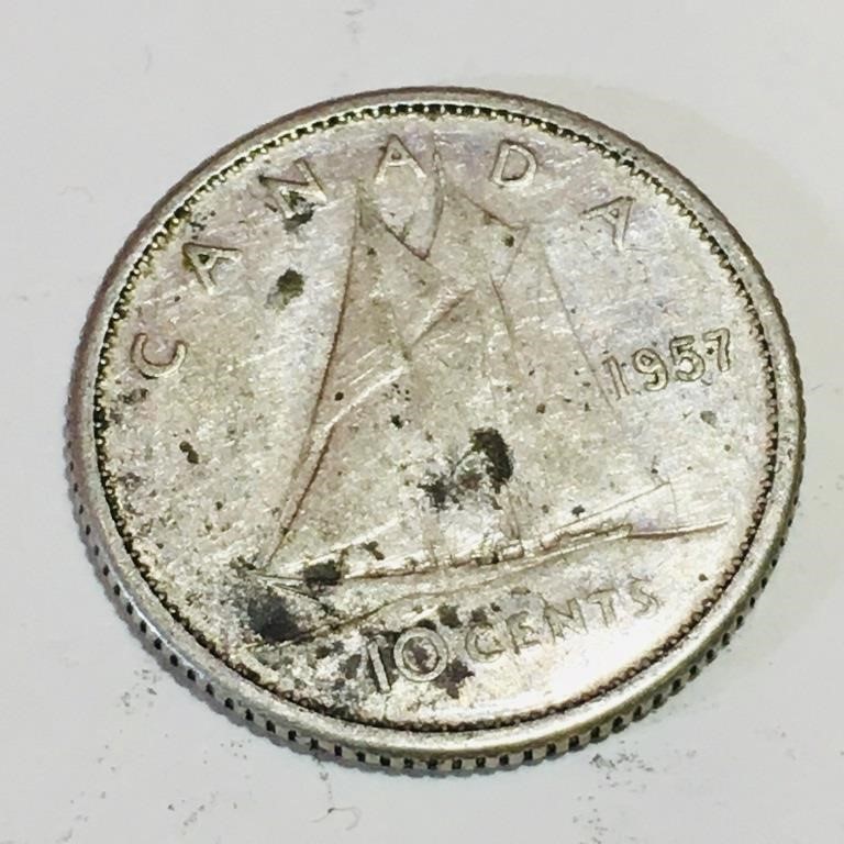 Silver 1957 Canada 10 Cent Coin