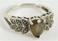 Vintage Sterling Silver Ring with Pear Shaped