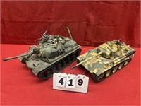 (2) Toy Tanks