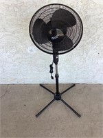16in Fan On Stand, Oscillating, 46in Tall