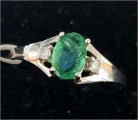 $1035 10K  Emerald 0.45+0.03Ct Diamond Ring
