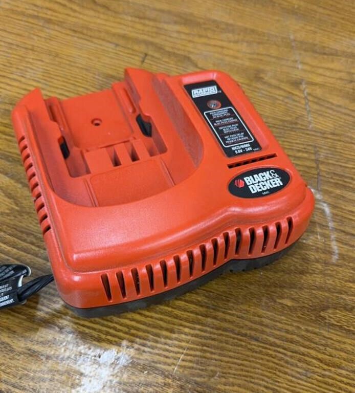 Black and Decker Rapid Battery Charger. 9.6V-24V.