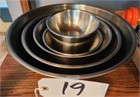 Nesting Stainless Steel Bowls