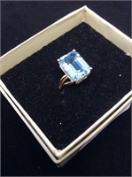 Vintage Estate 14 Kt Gold Topaz Ring