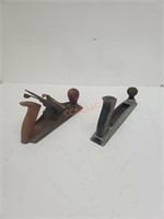 (2) Vtg. Wood & Metal Hand Planes