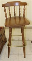 Swivel wooden bar stool