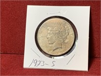 1923-S UNITED STATES SILVER PEACE DOLLAR