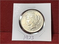 1923 UNITED STATES SILVER PEACE DOLLAR