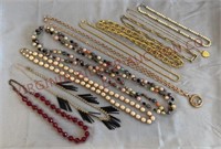 Fashion & Costume Jewelry - Necklaces - 10