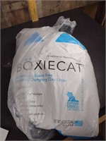 Boxie Cat Natural Scent Free Clumping Cat Litter