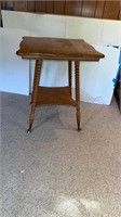 Early 1900s Victorian Tiger Oak Side End Center