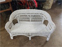 Wicker kid's loveseat 36x24x24