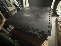 36" RUBBER FLOORING (CONNECTING)