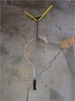 METAL HANDLE POND WEEDING TOOL