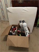 MISC LOT OF BATHROOM ITEMS & WEDGE PILLOW