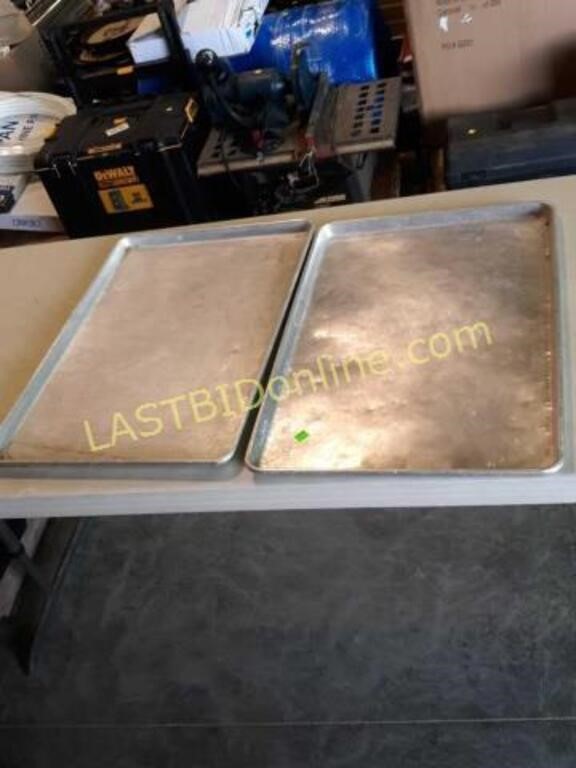 2 Aluminum Sheet Pans