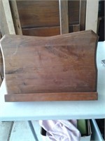 WALNUT TABLE TOP EASEL 18" WIDE