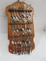 souvenirs spoons