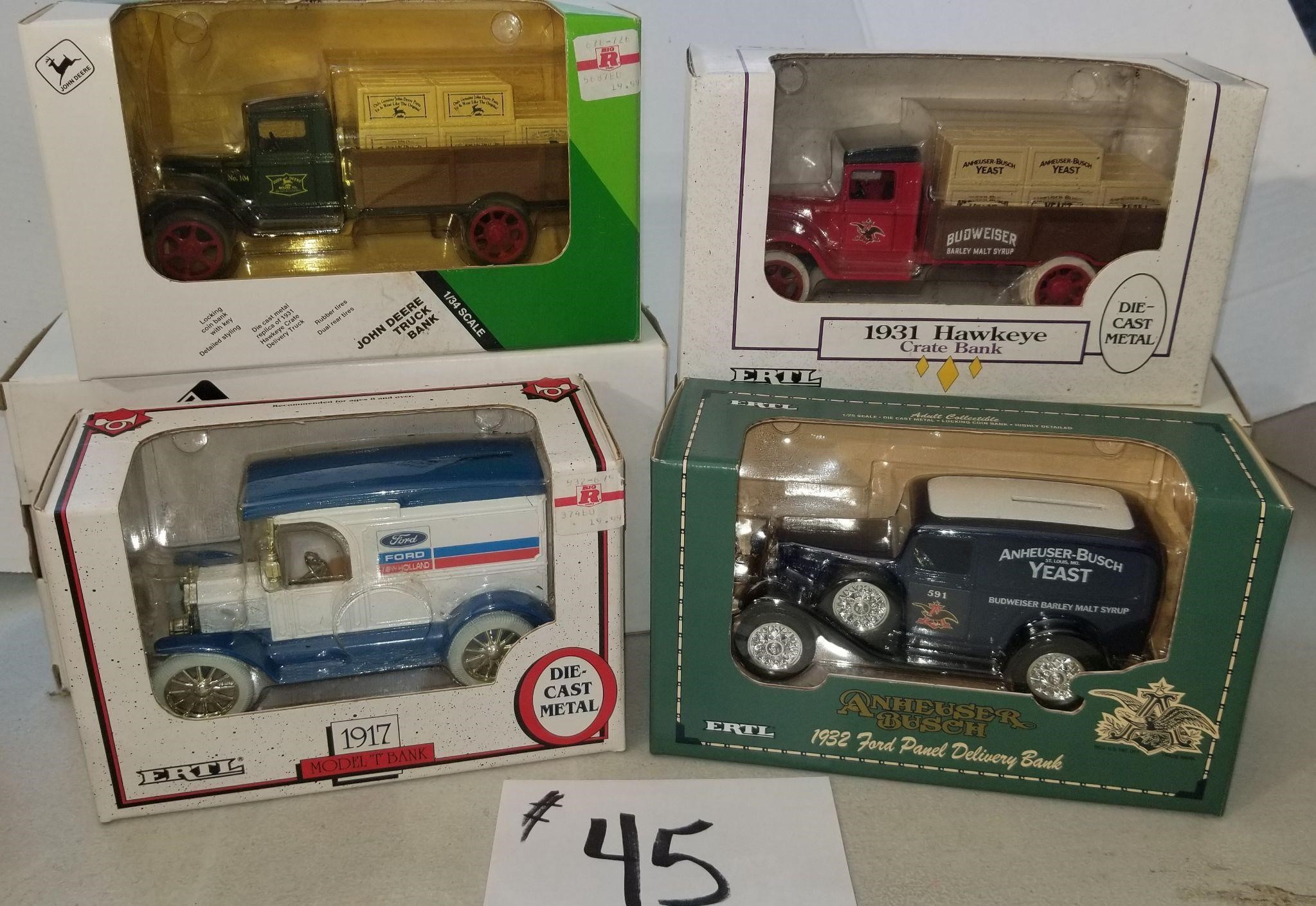 4 Die Cast Penny Banks 1:34 scale, John Deere