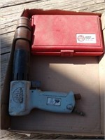 Mac tool chisel, gasket cutter set