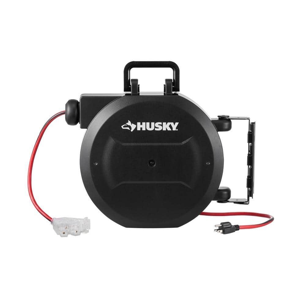 Husky 50 ft. 14/3 Medium Duty Indoor Cord Reel