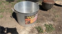 17 inch 50 quart Vasconia vaperera steamer pot