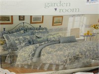 Bedding Full Size Waverly Heirloom Collection,