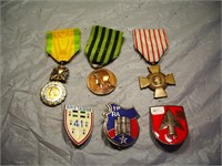 FRENCH MEDALS AND INSIGNIA