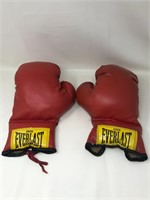 Everlast Boxing Gloves 2926 Lace Up Red Training