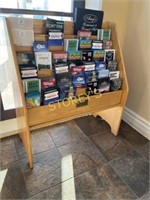 Pamphlet Holder - 33 x 16 x 38