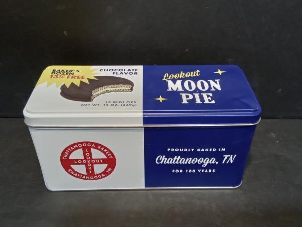 Moon pie tin
