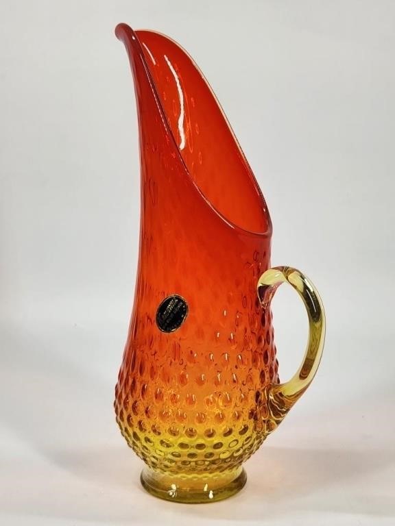 PYREX, FENTON, LADY HEAD VASE - GLASS AUCTION