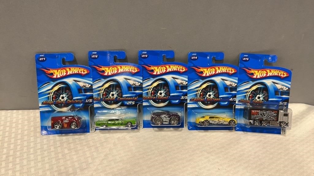 2006 collectors series #1-5 Tag Rides new on