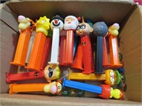 Box Lot 18 Pez Dispensers Star Wars Santa MORE