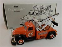 FIRST GEAR SUPERTEST 1955 DIAMOND-T TOW TRUCK/BOX