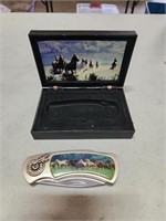 Collector's Knife w/ Images of Horses